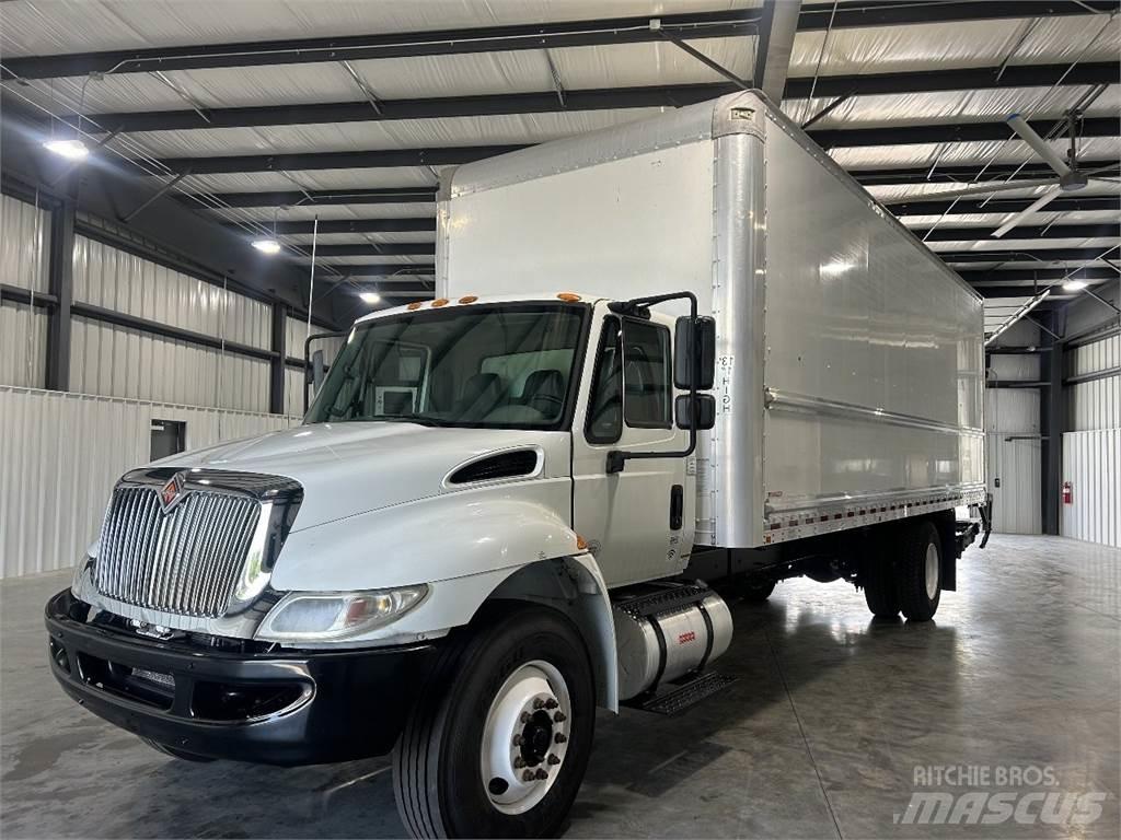 International 4300 Camion cassonati