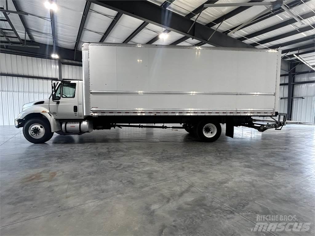 International 4300 Camion cassonati