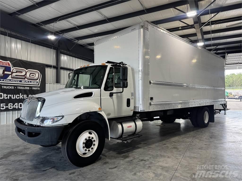 International 4300 Camion cassonati