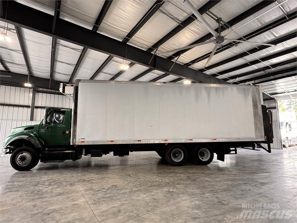 International 7600 Camion a temperatura controllata