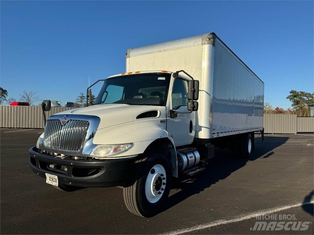 International MV607 Camion cassonati
