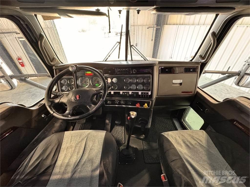 Kenworth T660 Motrici e Trattori Stradali