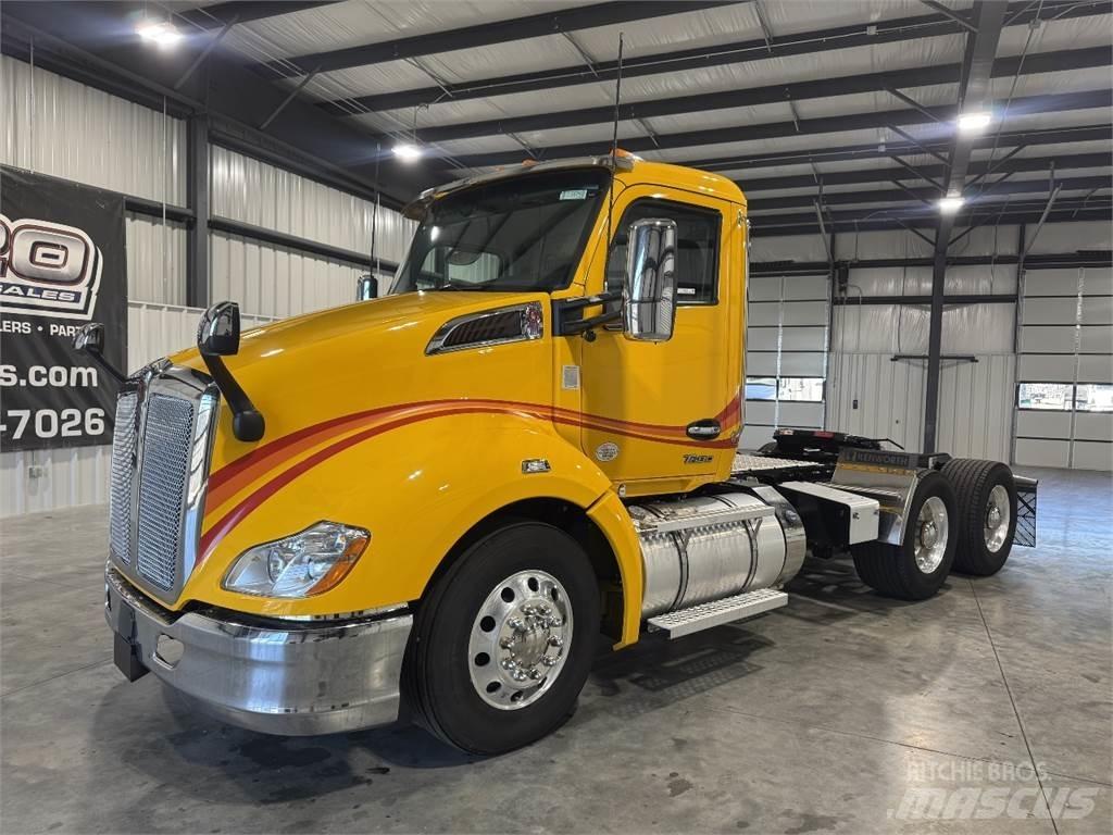 Kenworth T680 Motrici e Trattori Stradali