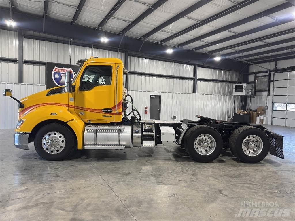 Kenworth T680 Motrici e Trattori Stradali