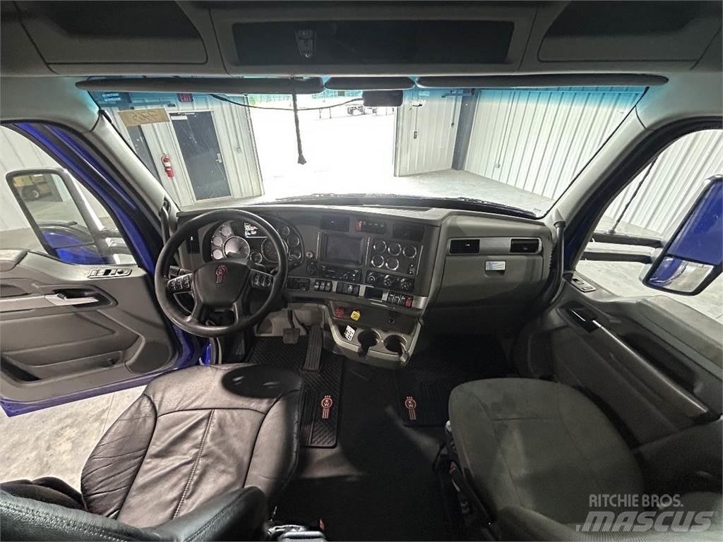 Kenworth T680 Motrici e Trattori Stradali