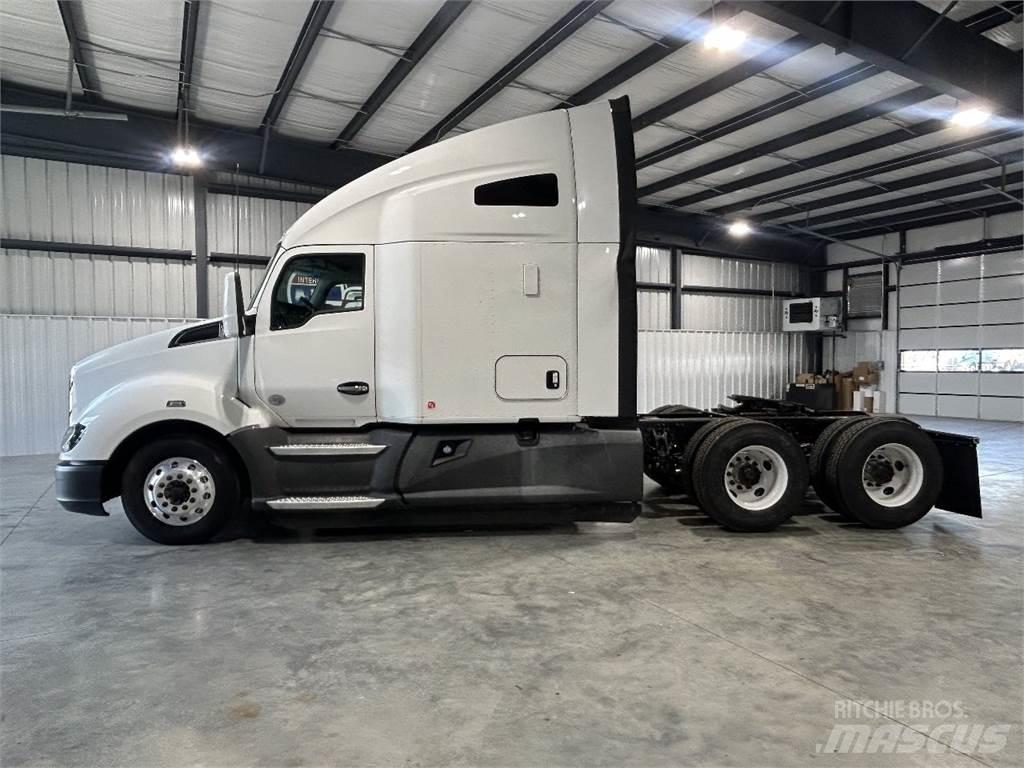 Kenworth T680 Motrici e Trattori Stradali