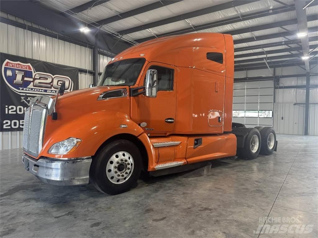 Kenworth T680 Motrici e Trattori Stradali