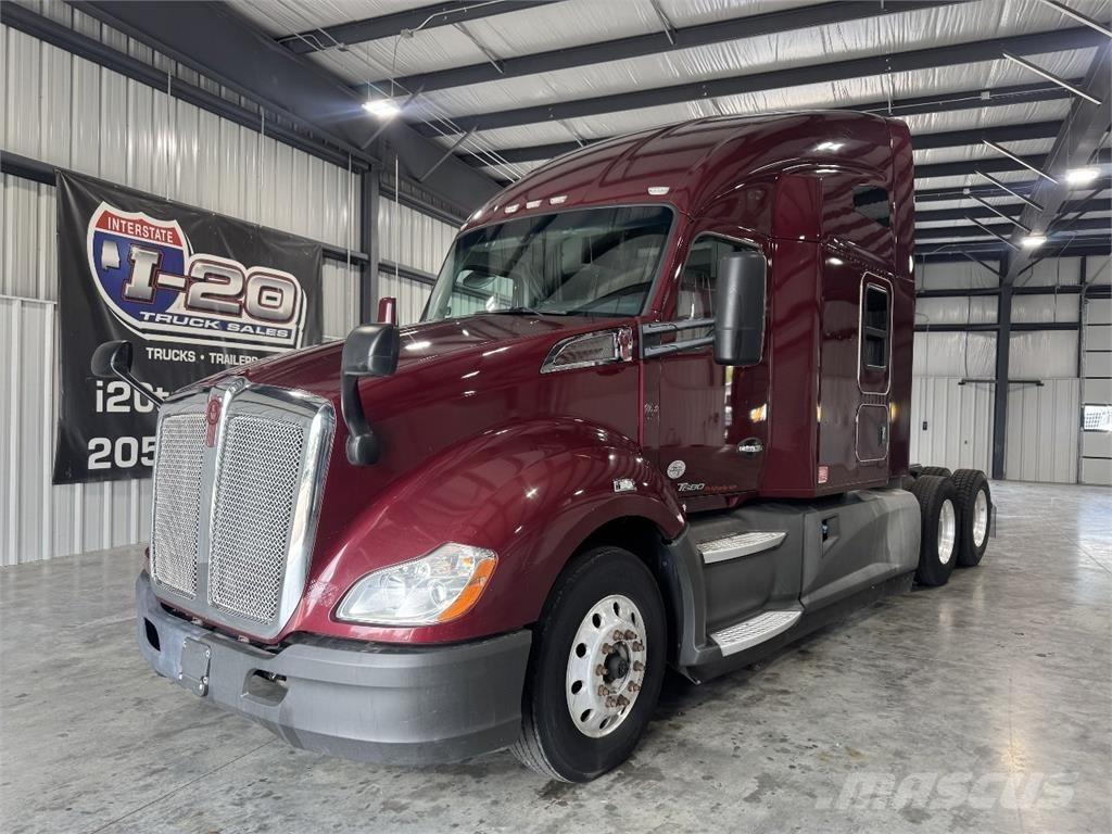 Kenworth T680 Motrici e Trattori Stradali
