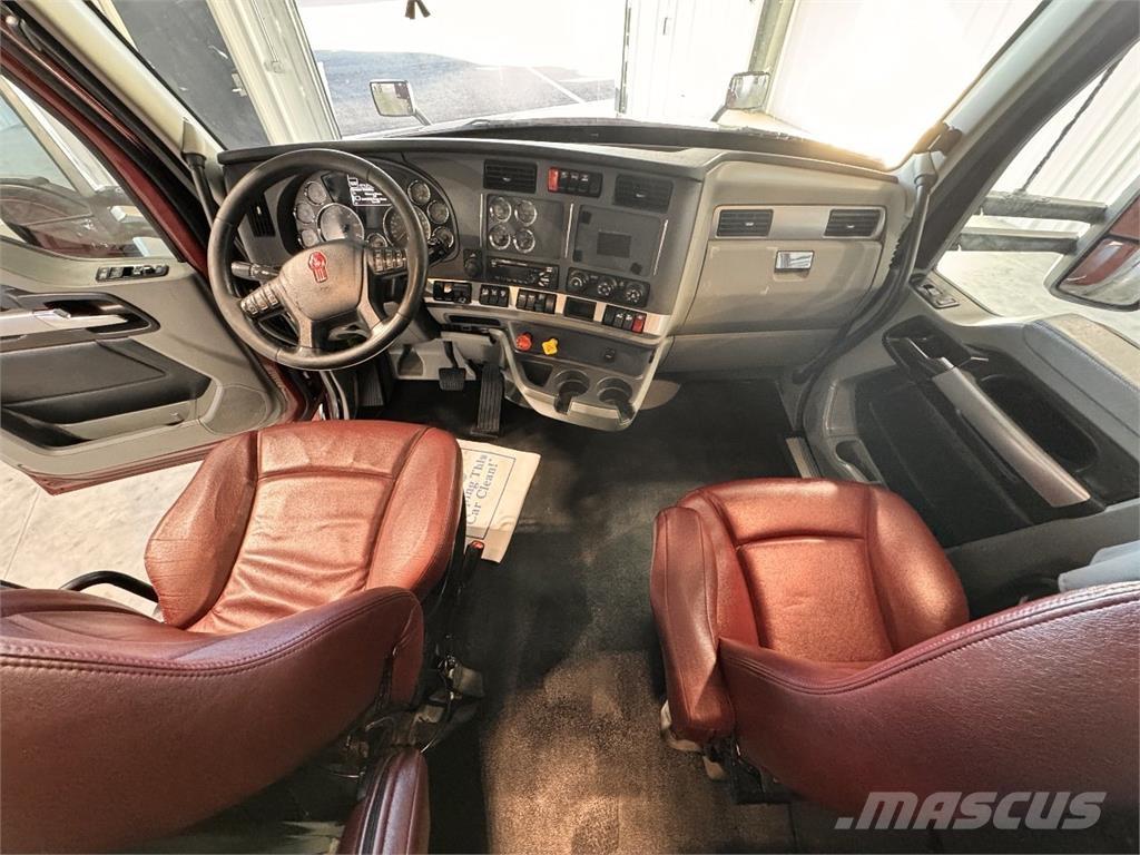 Kenworth T680 Motrici e Trattori Stradali
