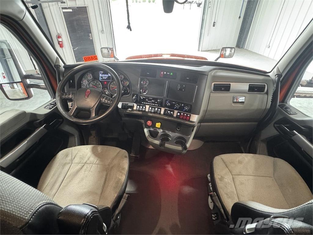 Kenworth T680 Motrici e Trattori Stradali