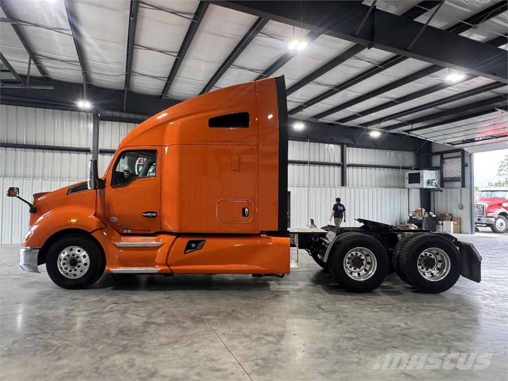Kenworth T680 Motrici e Trattori Stradali