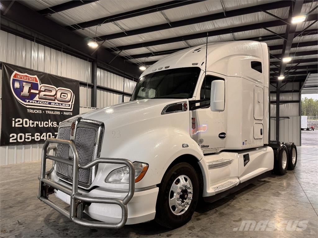 Kenworth T680 Motrici e Trattori Stradali
