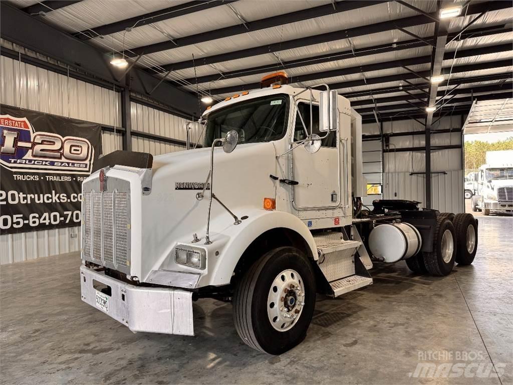 Kenworth T800 Motrici e Trattori Stradali
