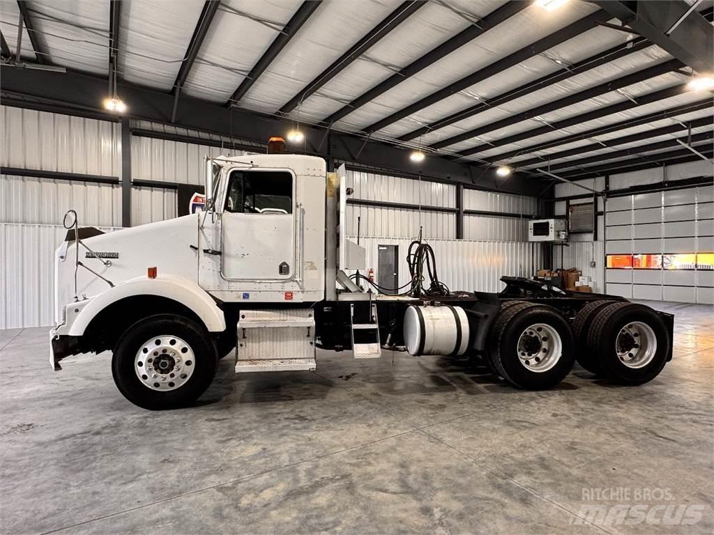 Kenworth T800 Motrici e Trattori Stradali
