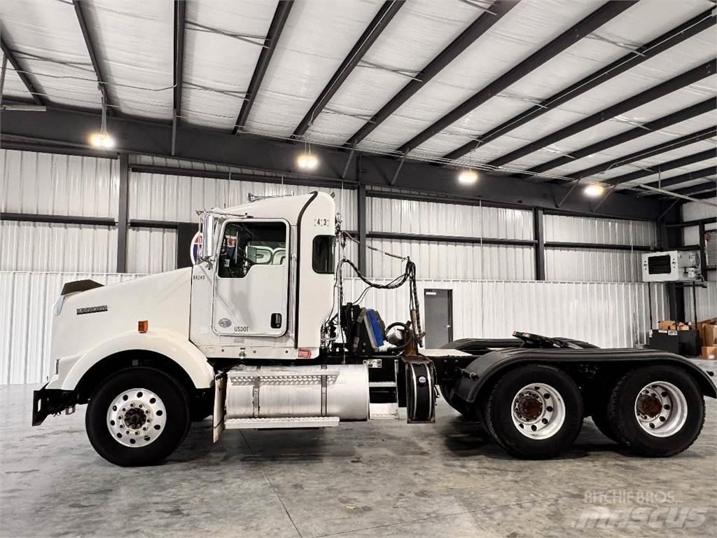 Kenworth T800 Motrici e Trattori Stradali