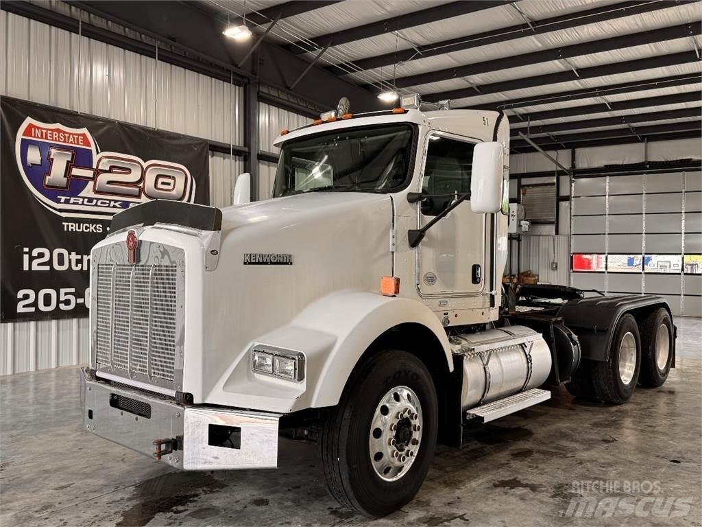 Kenworth T800 Motrici e Trattori Stradali