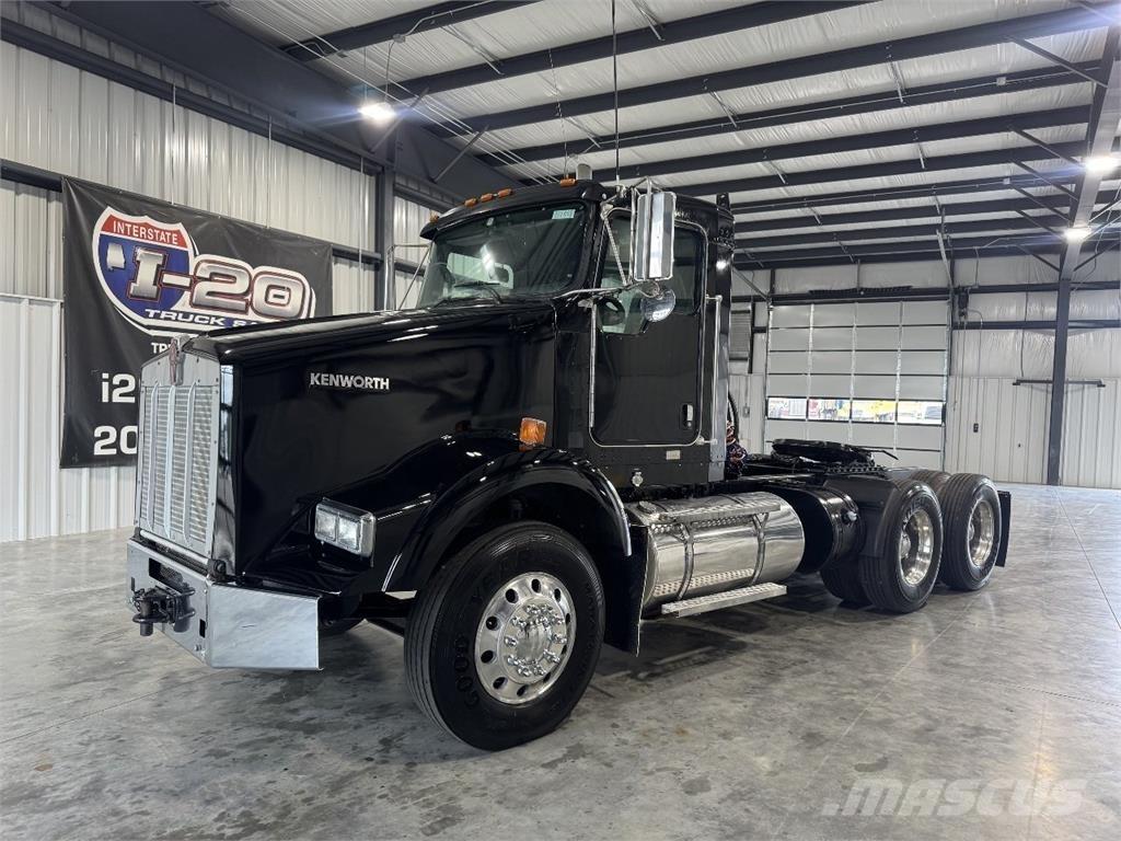 Kenworth T800 Motrici e Trattori Stradali