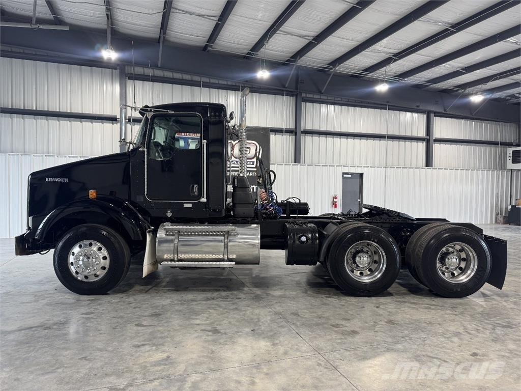 Kenworth T800 Motrici e Trattori Stradali