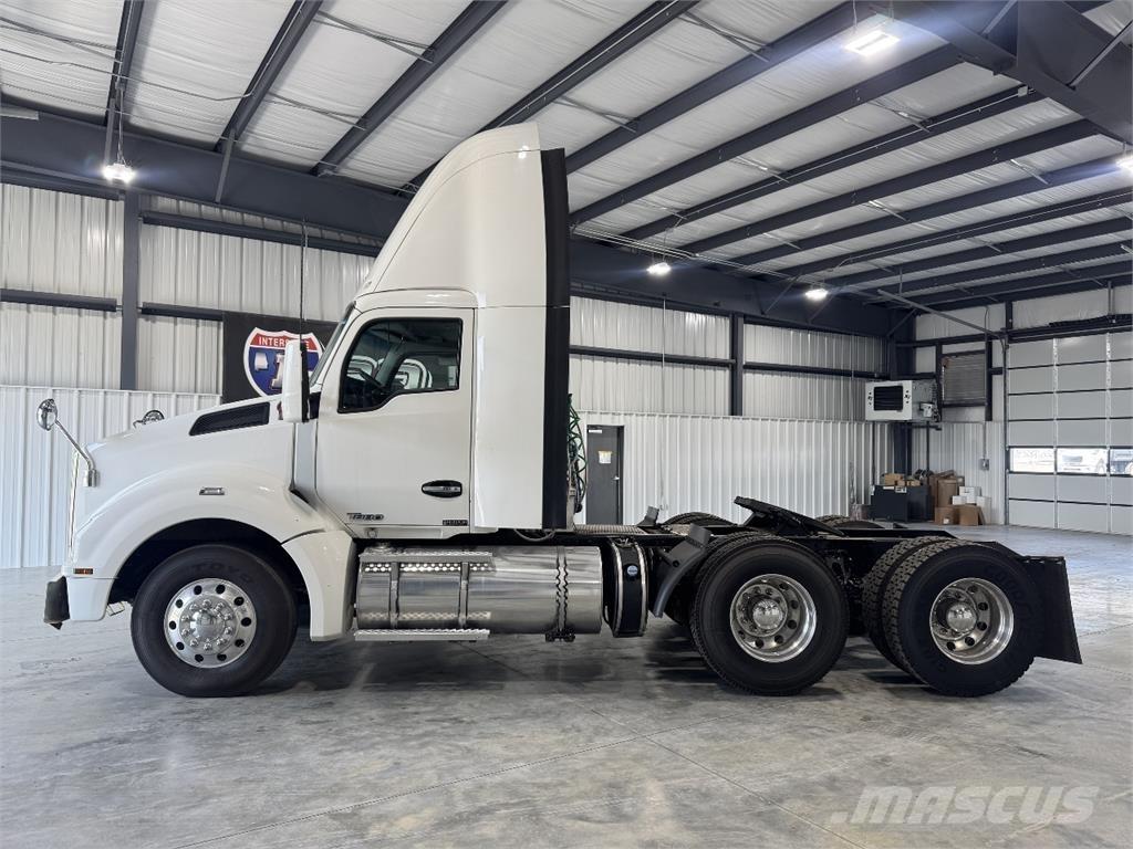 Kenworth T880 Motrici e Trattori Stradali