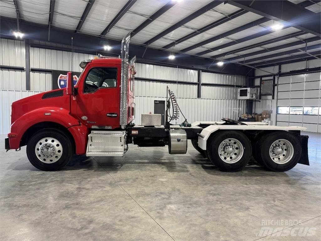 Kenworth T880 Motrici e Trattori Stradali