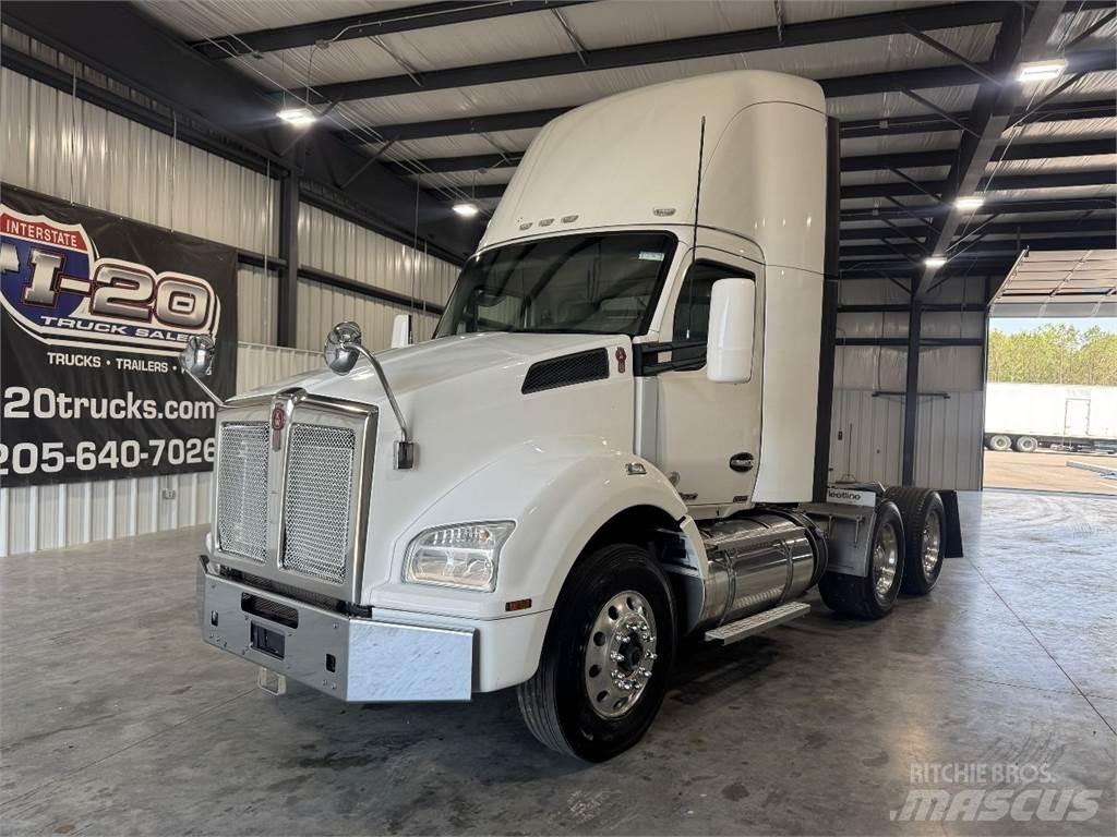 Kenworth T880 Motrici e Trattori Stradali