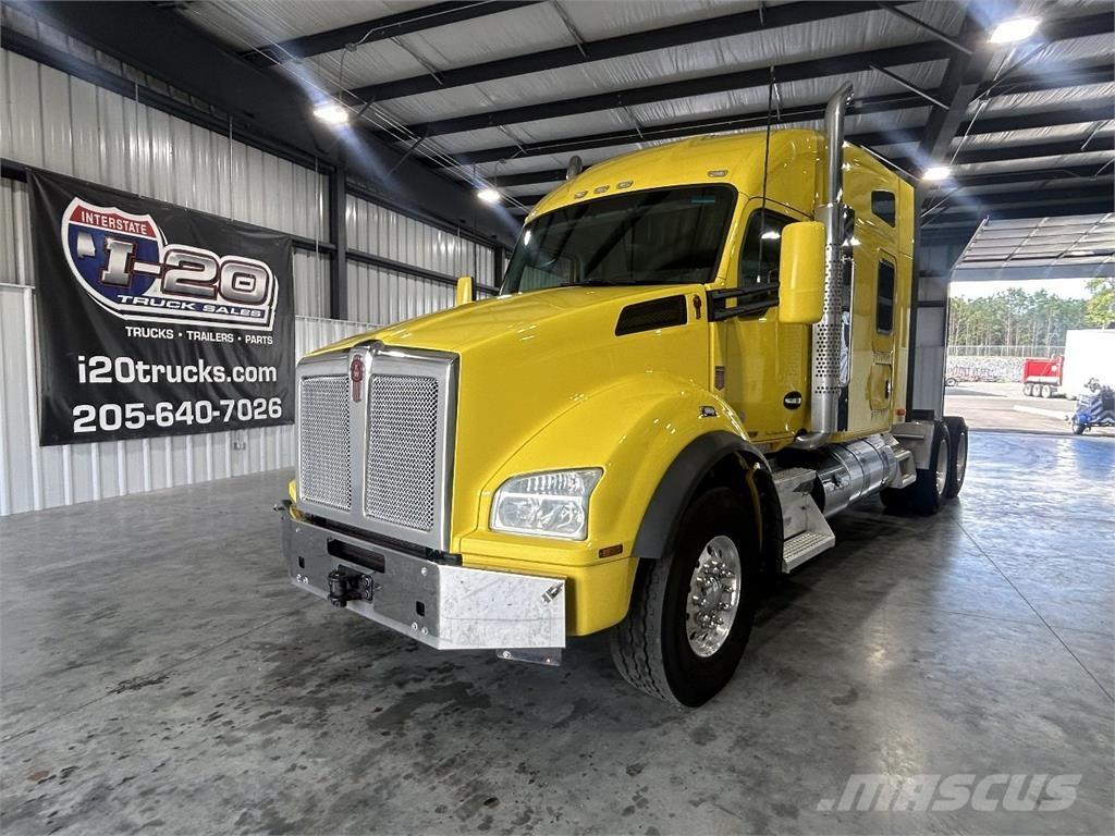 Kenworth T880 Motrici e Trattori Stradali