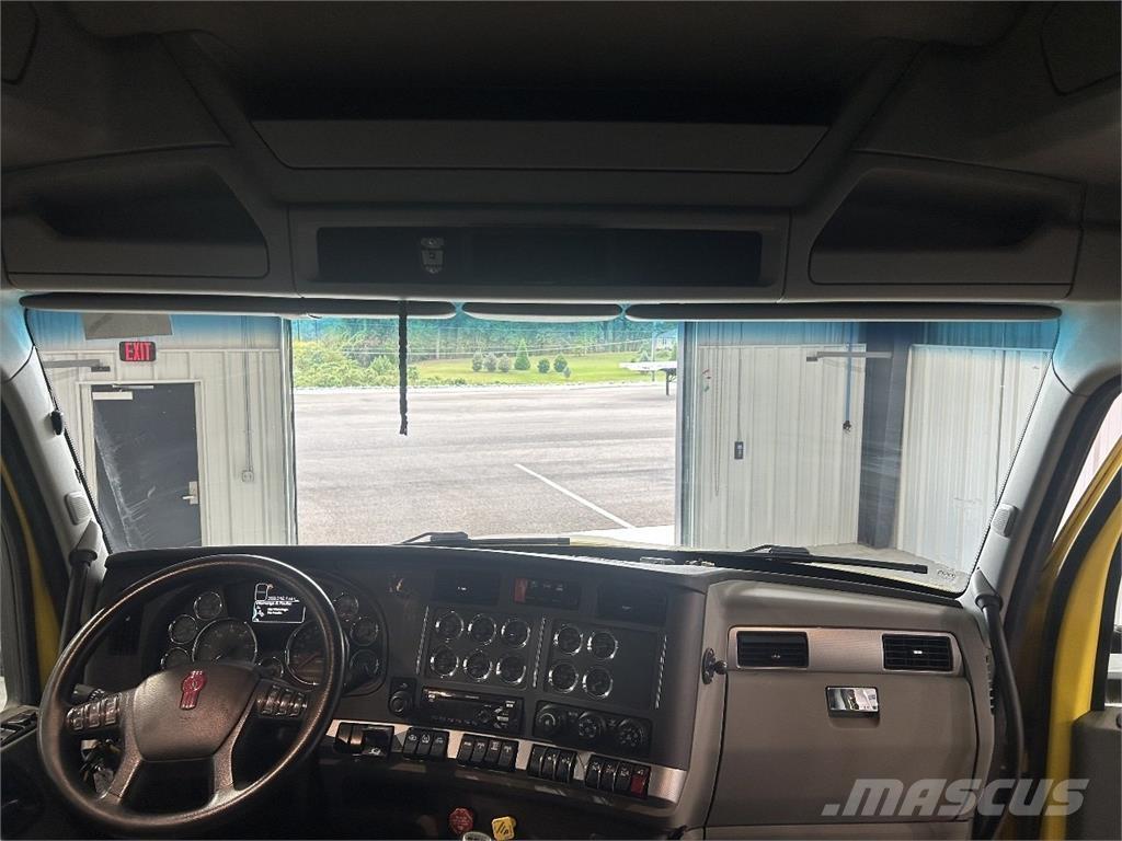 Kenworth T880 Motrici e Trattori Stradali
