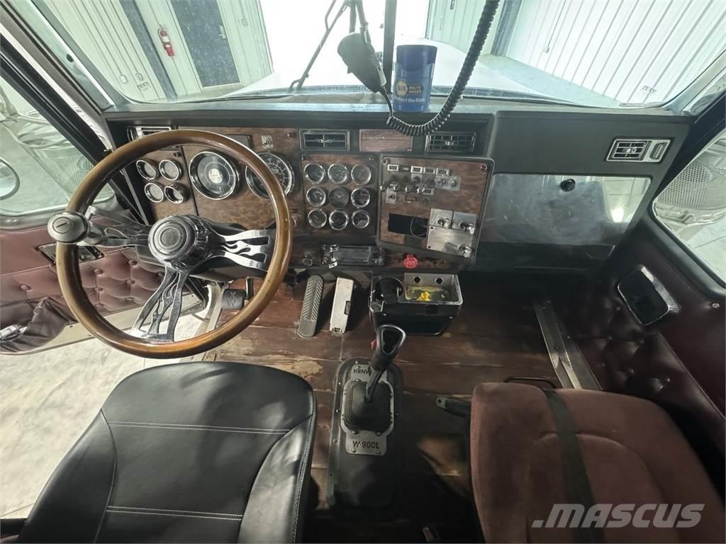 Kenworth W900 Motrici e Trattori Stradali