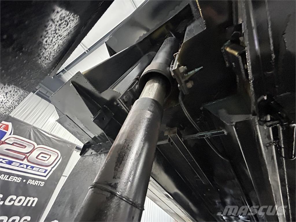 Mack Granite Camion ribaltabili