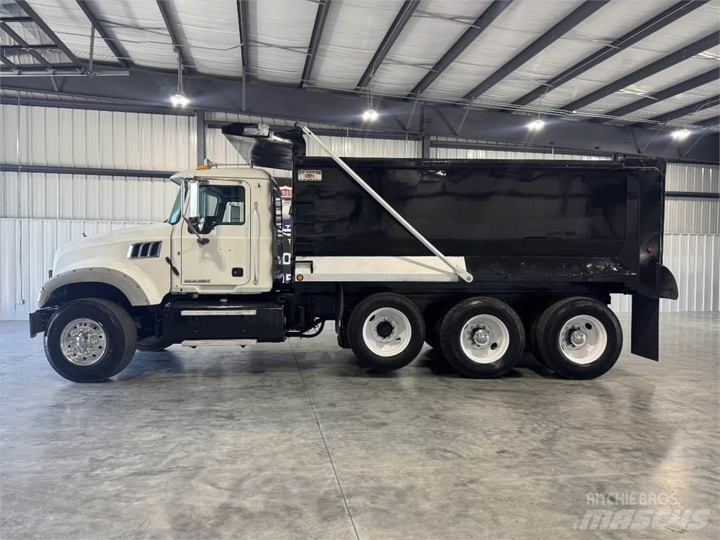 Mack GU713 Camion ribaltabili