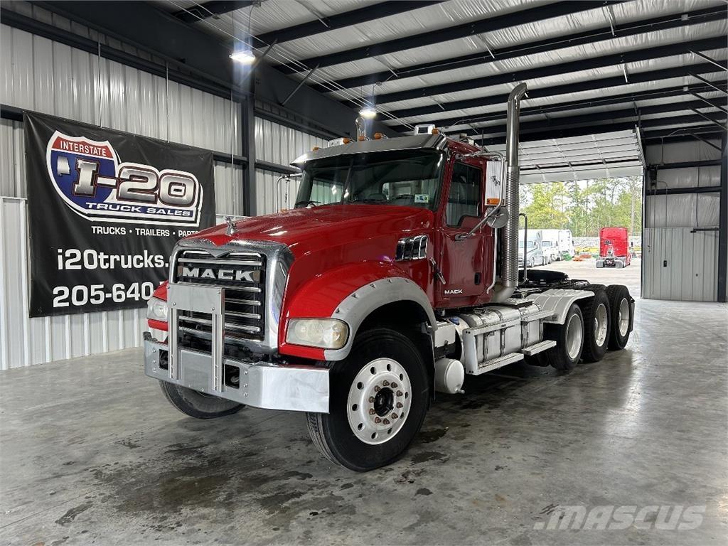 Mack GU713 Motrici e Trattori Stradali