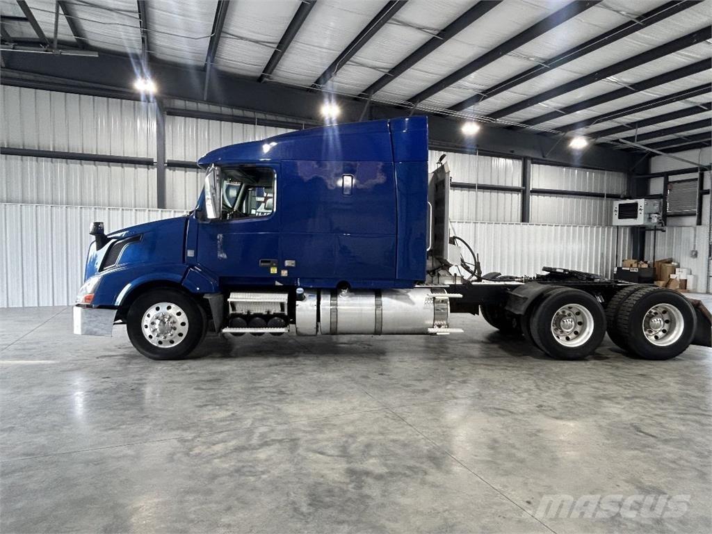 Volvo VNL630 Motrici e Trattori Stradali
