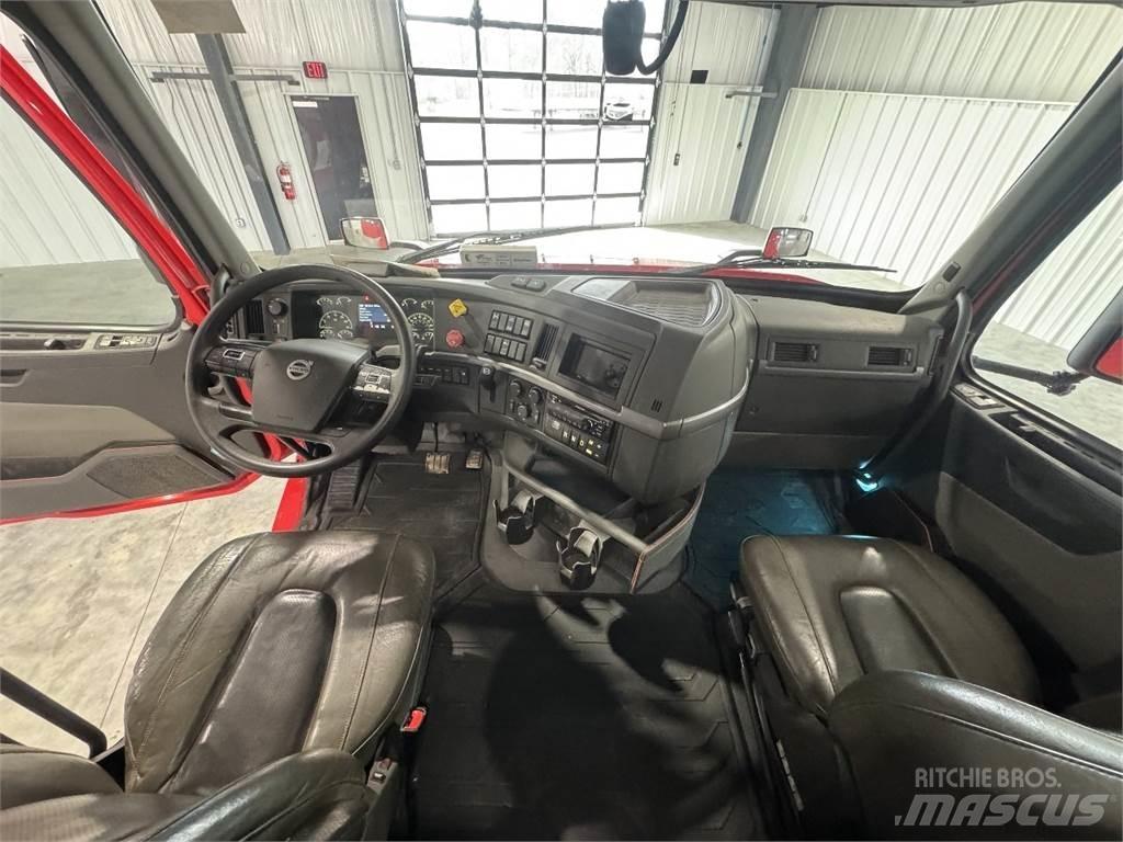 Volvo VNL64T740 Motrici e Trattori Stradali