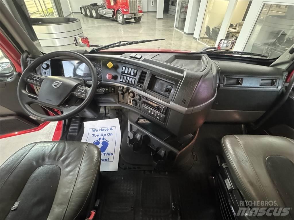 Volvo VNL64T740 Motrici e Trattori Stradali