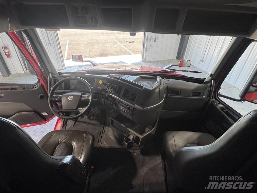 Volvo VNL64T740 Motrici e Trattori Stradali