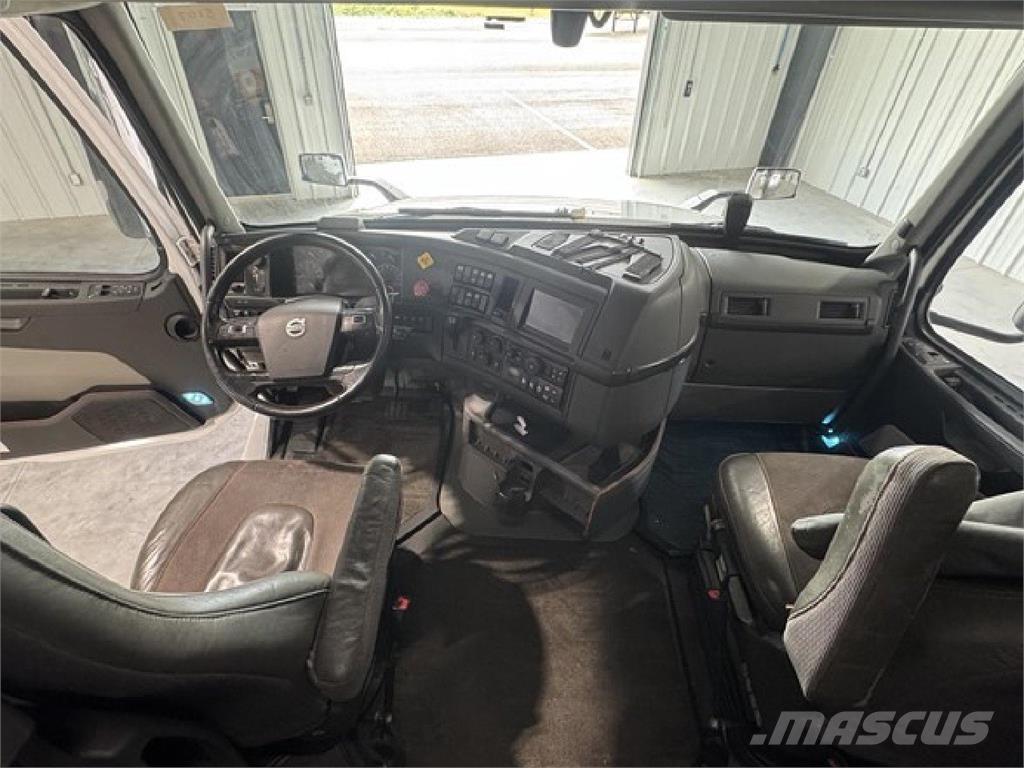 Volvo VNL860 Motrici e Trattori Stradali