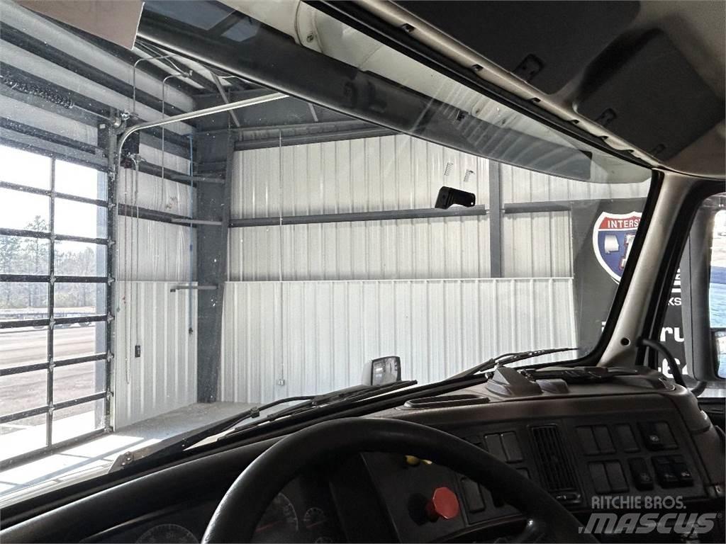 Volvo VNM Motrici e Trattori Stradali