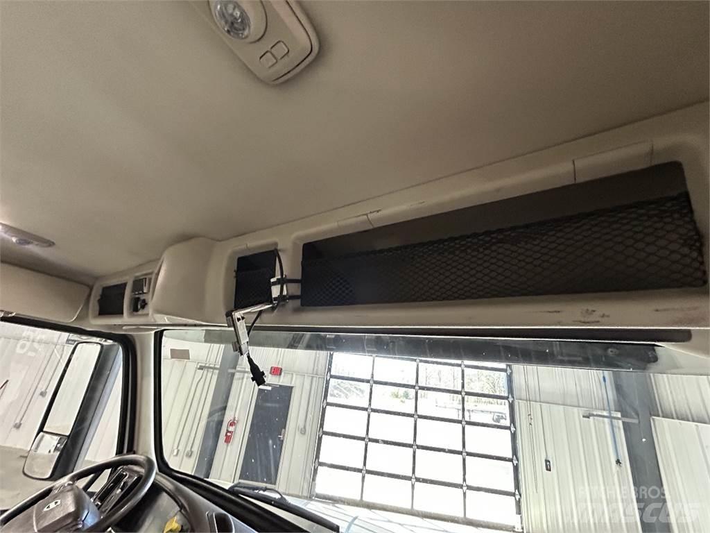 Volvo VNM64T200 Motrici e Trattori Stradali