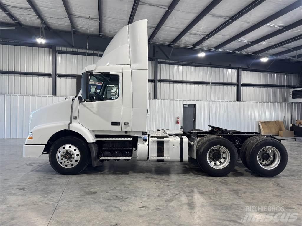 Volvo VNM64T200 Motrici e Trattori Stradali