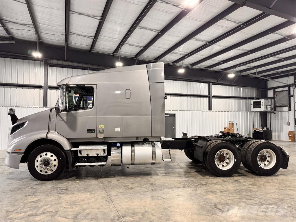 Volvo VNR Motrici e Trattori Stradali