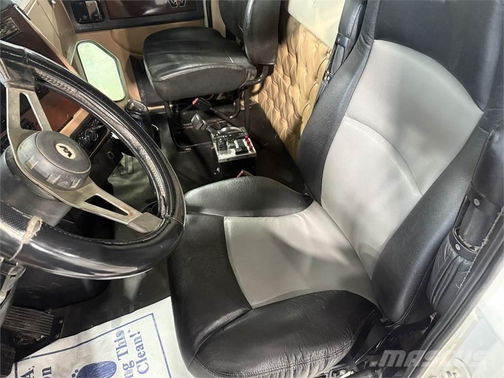 Western Star 4700SF Camion ribaltabili