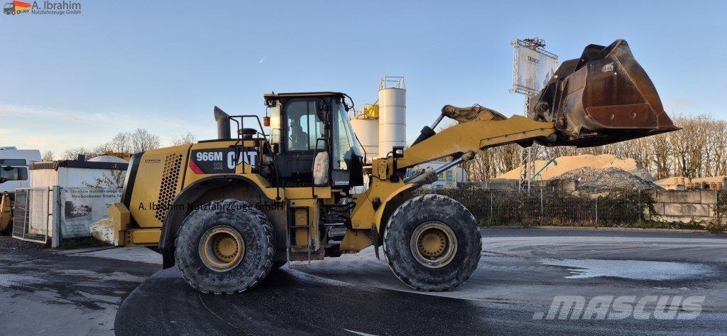 CAT 966 MXE Pale gommate