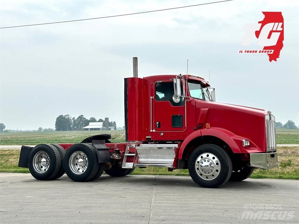 Kenworth T800 Motrici e Trattori Stradali