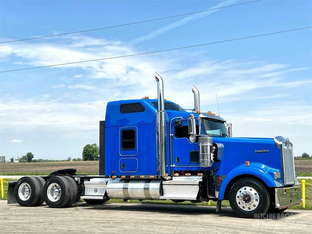 Kenworth W900 Motrici e Trattori Stradali