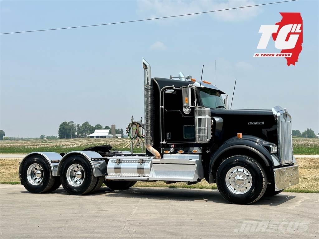 Kenworth W900 Motrici e Trattori Stradali