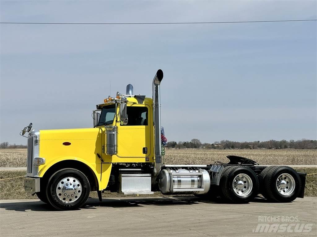 Peterbilt 389 Motrici e Trattori Stradali