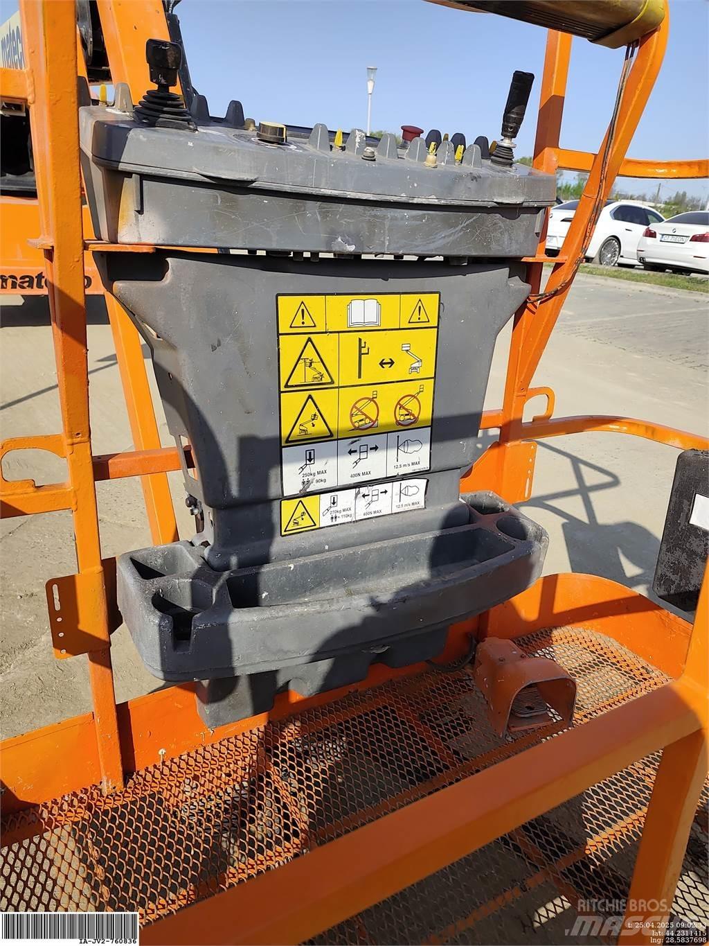 JLG 460SJ Piattaforme a braccio articolato