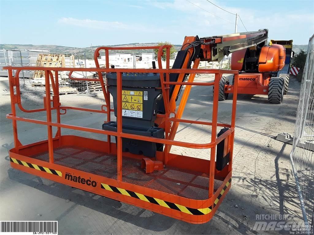 JLG 860SJ Piattaforme a braccio articolato
