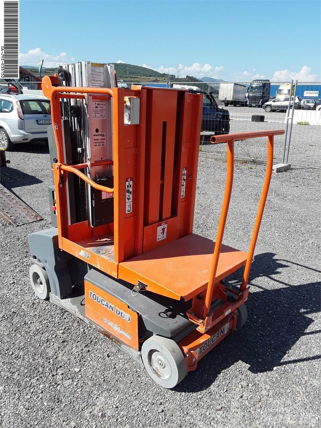 JLG Toucan duo Sollevatori verticali
