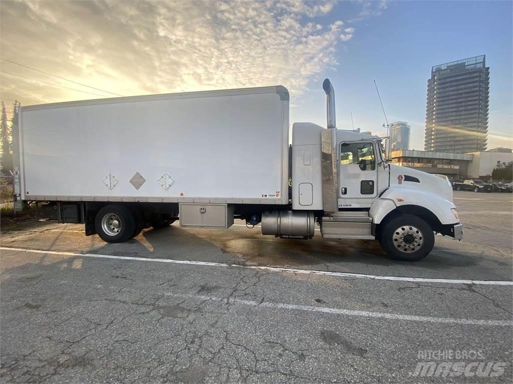 Kenworth T440 Autocabinati